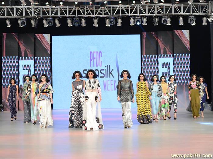 Abid Saleem Fashion Photography