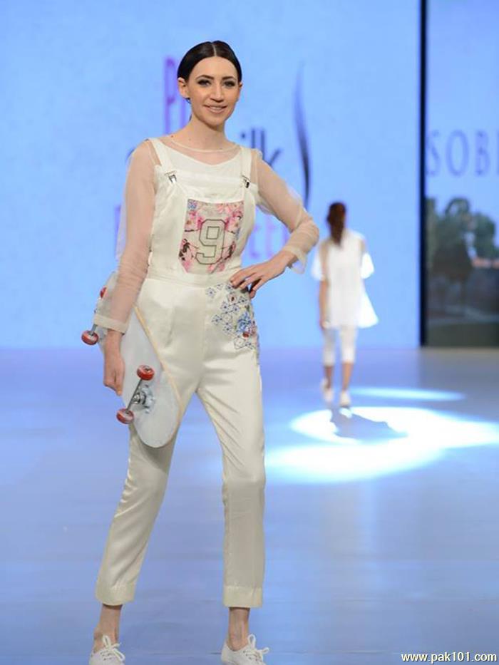 Abid Saleem Fashion Photography