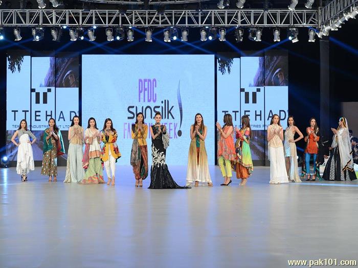 Abid Saleem Fashion Photography