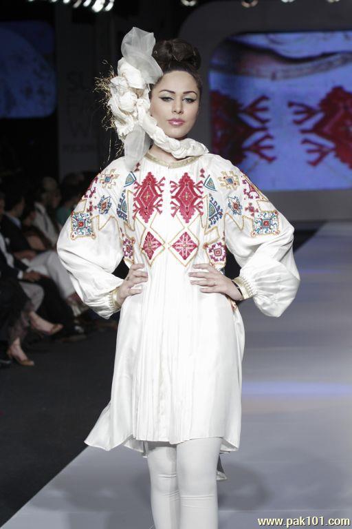 Abid Saleem Fashion Photography