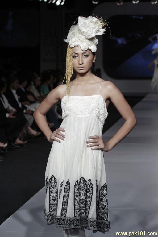 Abid Saleem Fashion Photography