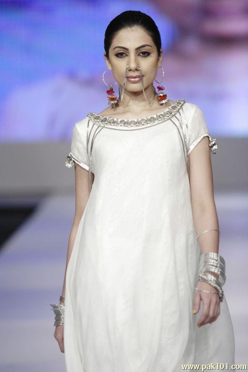 Abid Saleem Fashion Photography