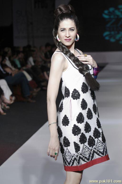 Abid Saleem Fashion Photography