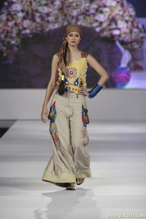 Abid Saleem Fashion Photography