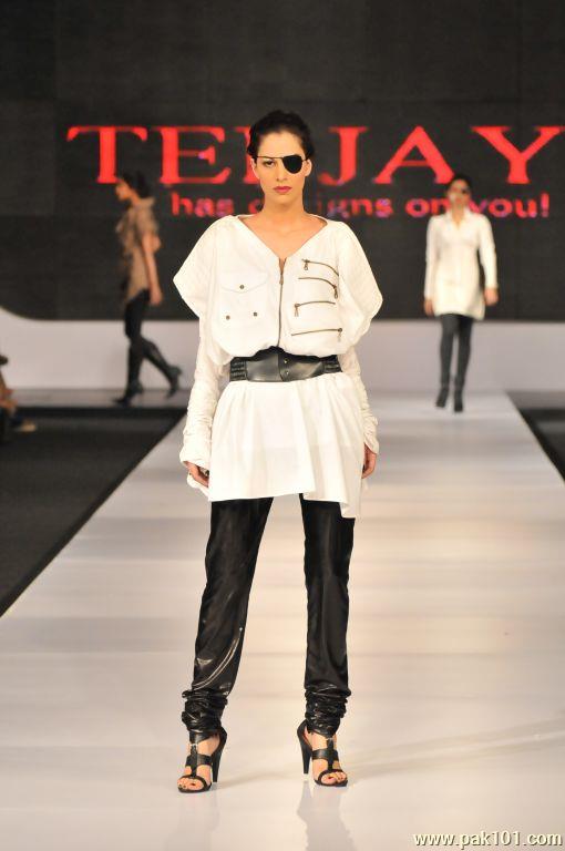 Abid Saleem Fashion Photography