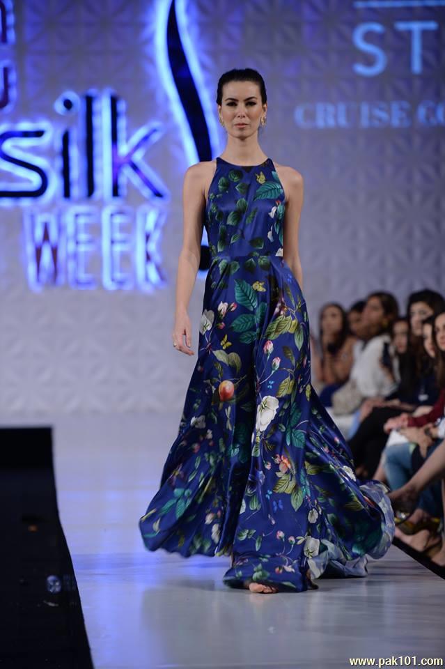 Abid Saleem Fashion Photographs