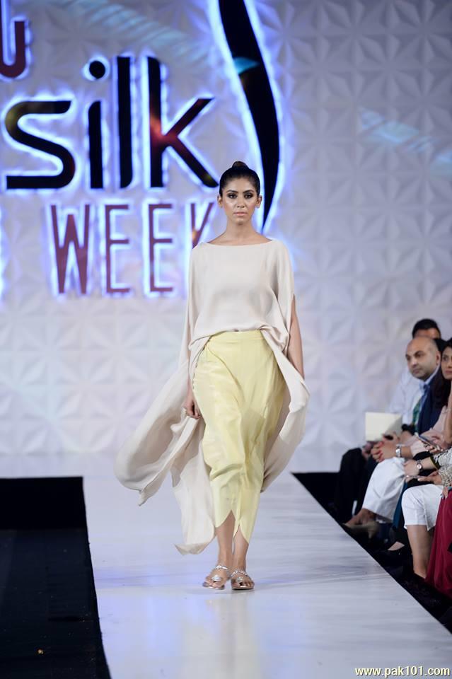 Abid Saleem Fashion Photographs