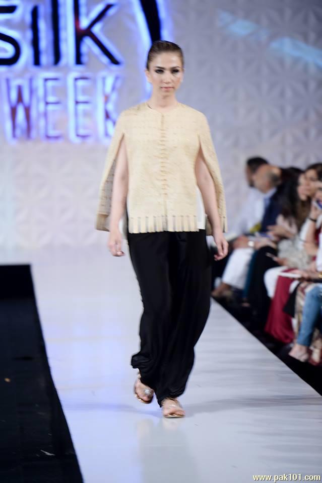 Abid Saleem Fashion Photographs