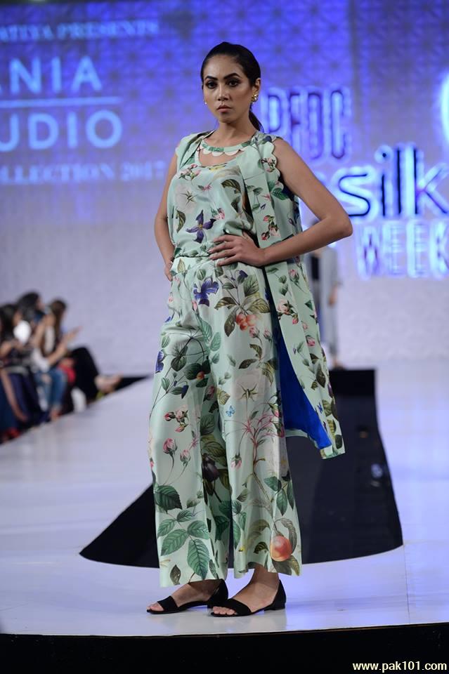 Abid Saleem Fashion Photographs