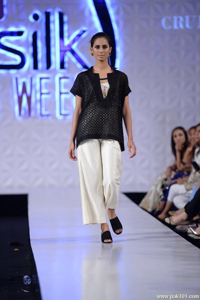 Abid Saleem Fashion Photographs