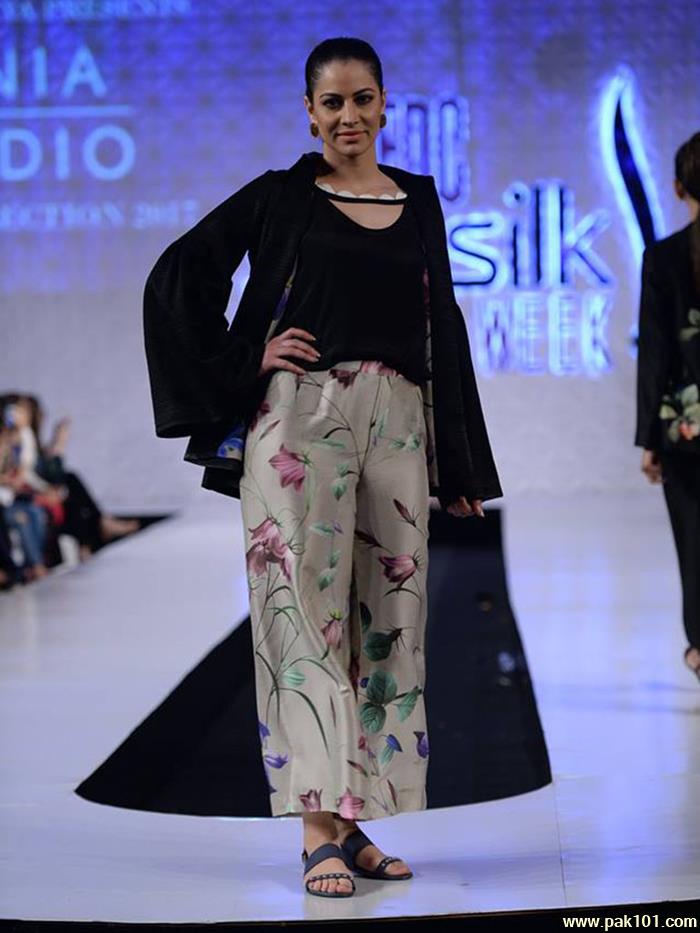 Abid Saleem Fashion Photography