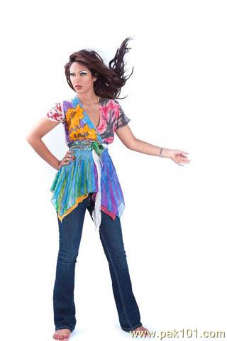 Photographer Maram Aabroo