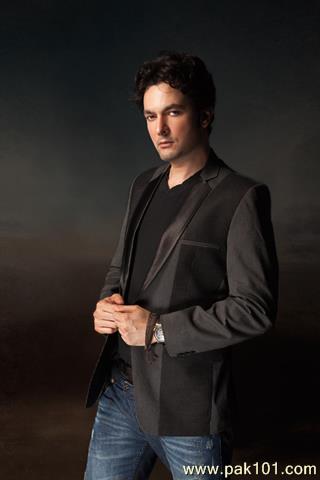 Photographer Maram Aabroo