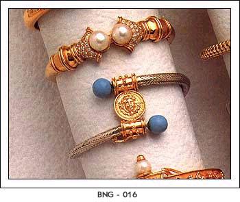 A.K. Motiwala''s Bangles