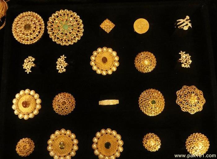 Earing Tops Collection Of Arrahim Jewellers -Rawalpindi