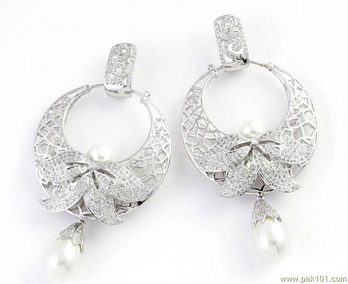 Earings tops Jewellery