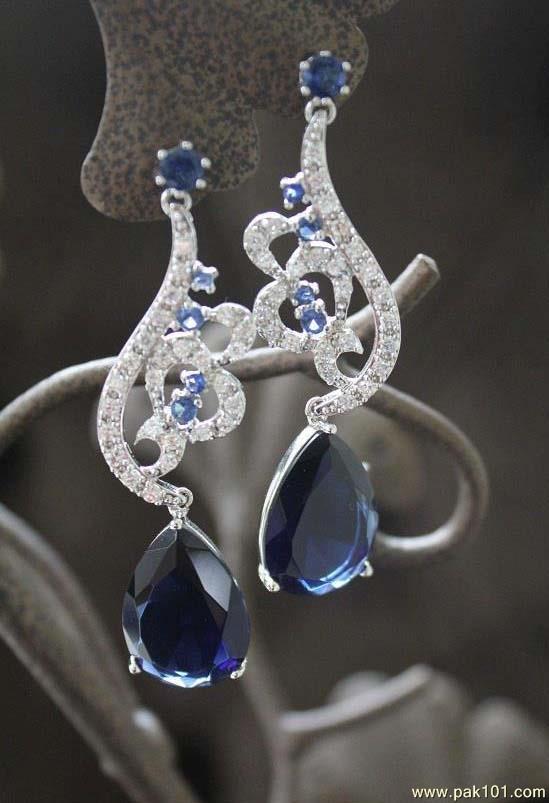 Earings tops Jewellery