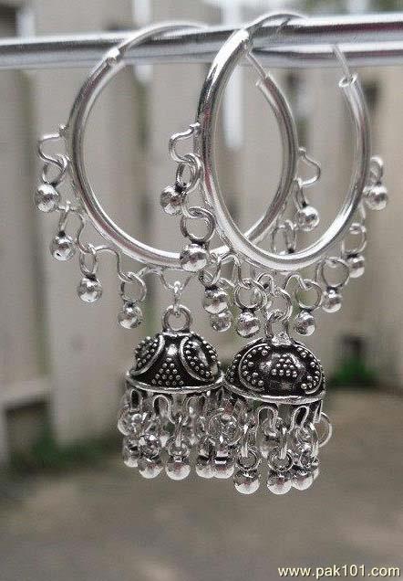 Earings tops Jewellery