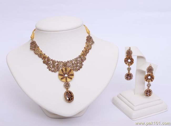 ARY jewellery Necklace