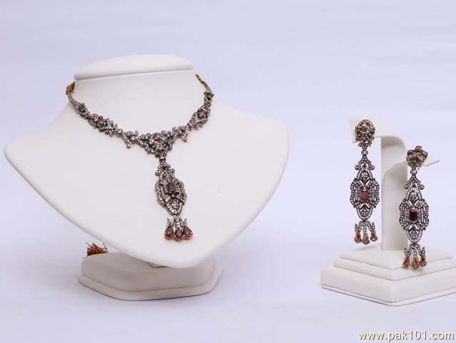 ARY jewellery Necklace