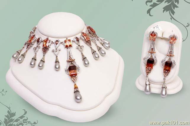 ARY JEWELLERS Necklace