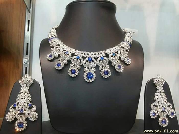 Necklace set