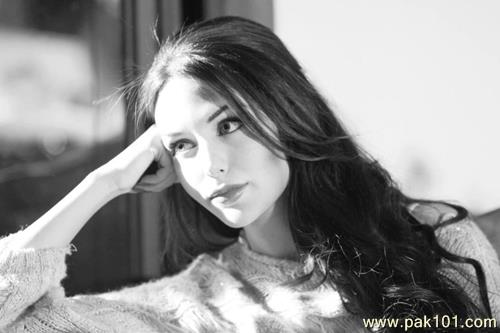 Aisha Linnea Akhtar model