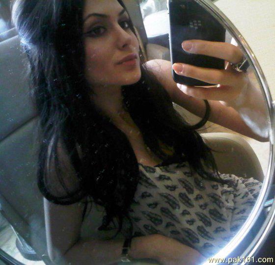 Aisha Linnea Akhtar model