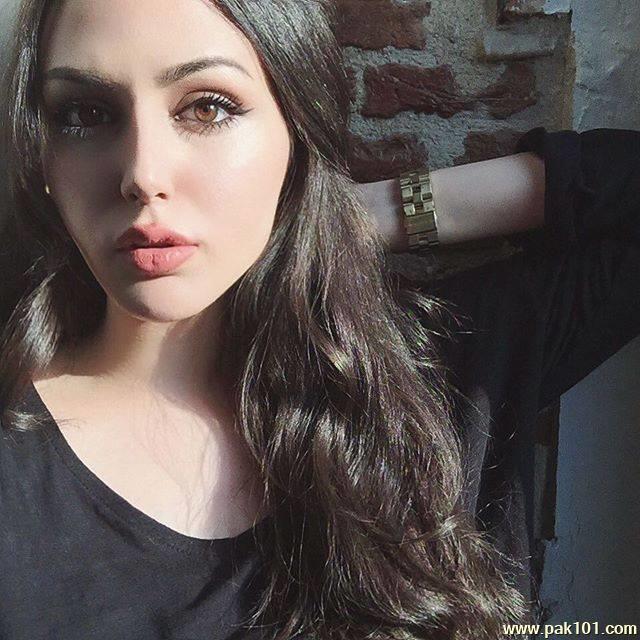 Aisha Linnea Akhtar -Pakistani Female Fashion Model And Actress Celebrity