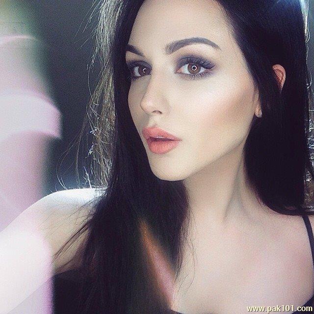 Aisha Linnea Akhtar -Pakistani Female Fashion Model And Actress Celebrity