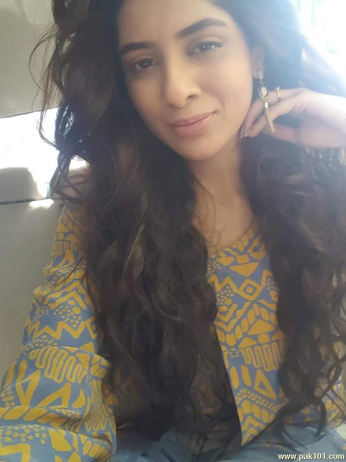 Azekah Daniel -Pakistani Female Model And Television Actress Celebrity