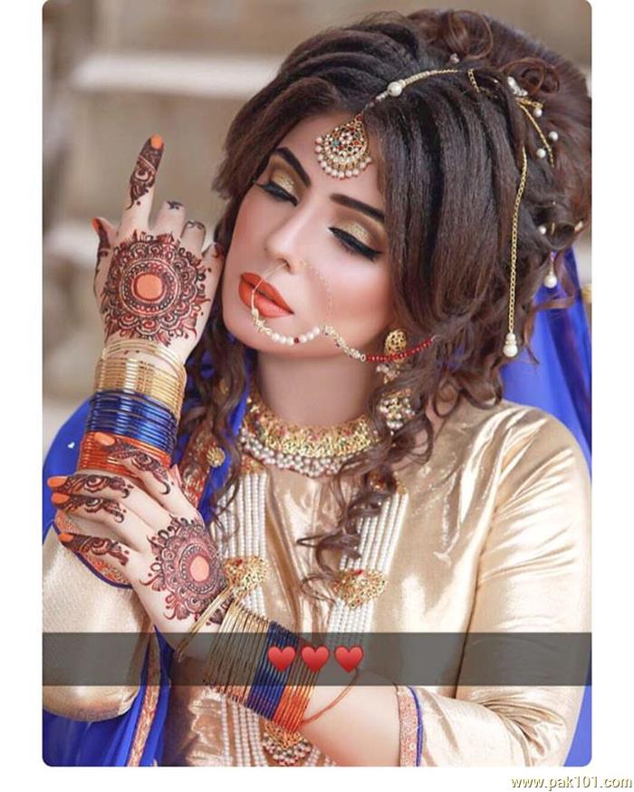 Fabiha Sheerazi -Pakistani Female Fashion Model And Host Celebrity