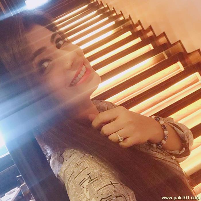 Fabiha Sheerazi -Pakistani Female Fashion Model And Host Celebrity