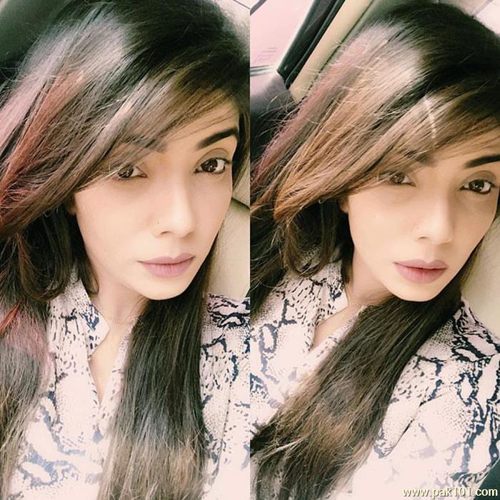 Fabiha Sheerazi -Pakistani Female Fashion Model And Host Celebrity
