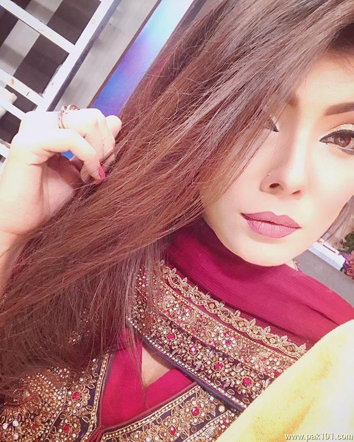 Fabiha Sheerazi -Pakistani Female Fashion Model And Host Celebrity