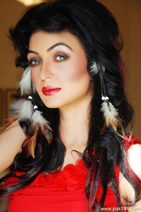 Haya Bukhari