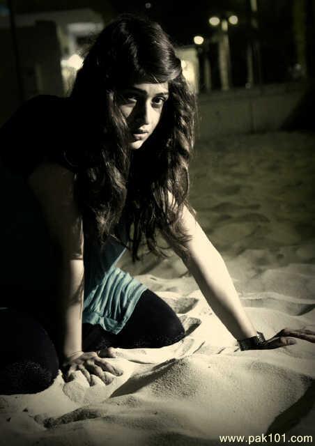 Maham Nizami- Pakistani Female Fashion Model Celebrity