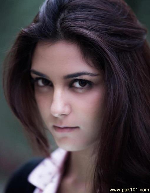Maya Ali -Pakistani Fashion Female Model Celebrity