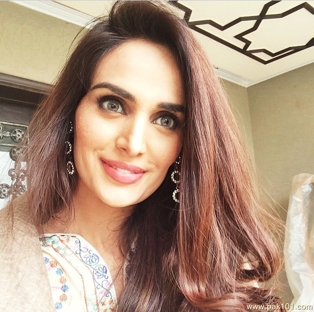 Mehreen Syed -Pakistani Female Fashion Model Celebrity