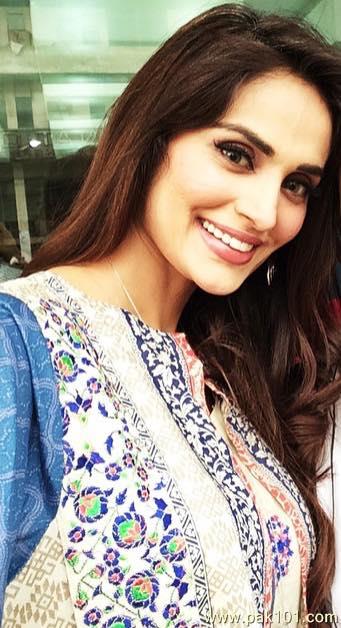 Mehreen Syed -Pakistani Female Fashion Model Celebrity