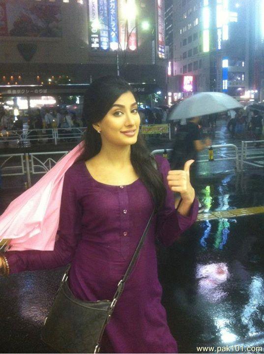 Mehwish Hayat -Pakistani Female Model and Television Actress
