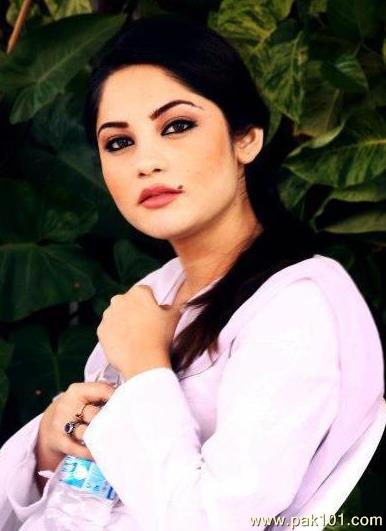Neelam Muneer