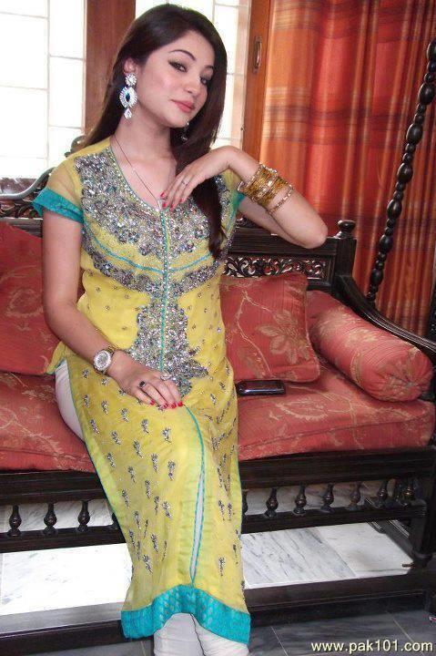 Neelam Muneer -Pakistani Female Fashion Model Celebrity