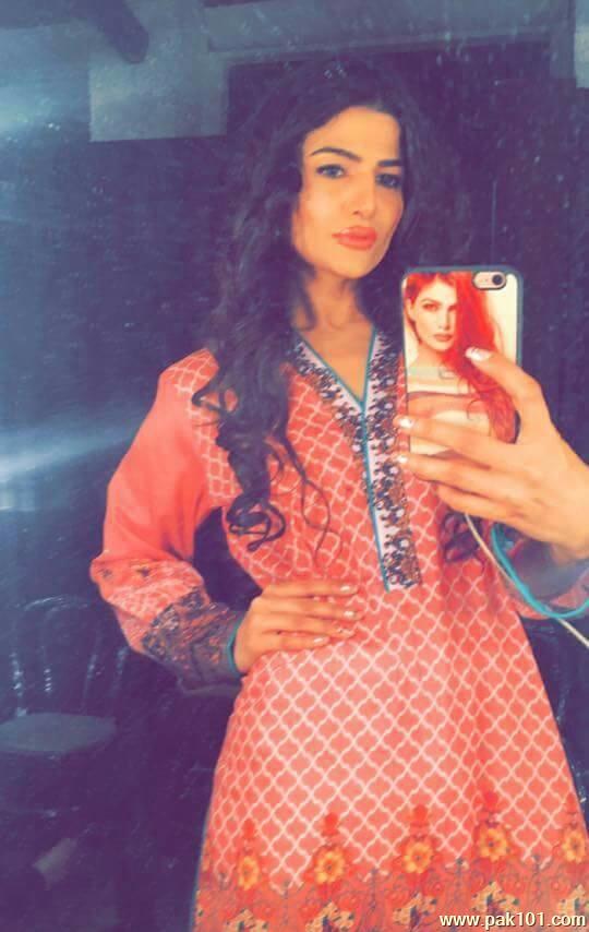 Sadaf Hamid -Pakistani Female Fashion Model Celebrity