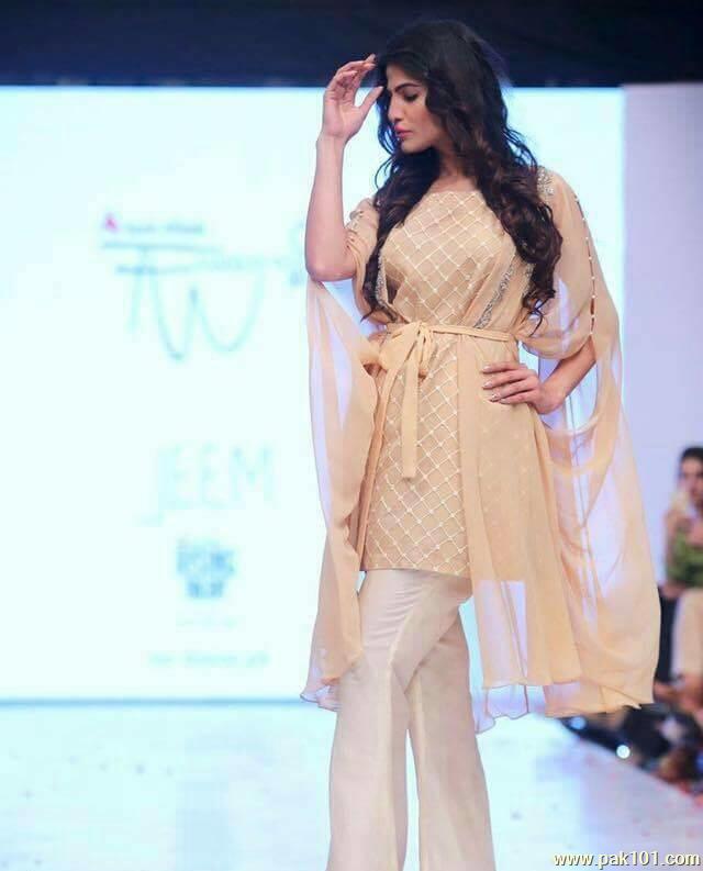 Sadaf Hamid -Pakistani Female Fashion Model Celebrity