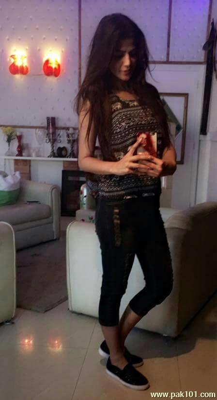 Sadaf Hamid -Pakistani Female Fashion Model Celebrity