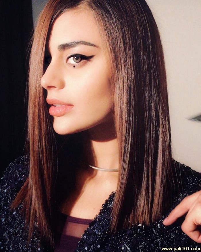 Sadaf Kanwal -Pakistani Female Fashion Model Celebrity