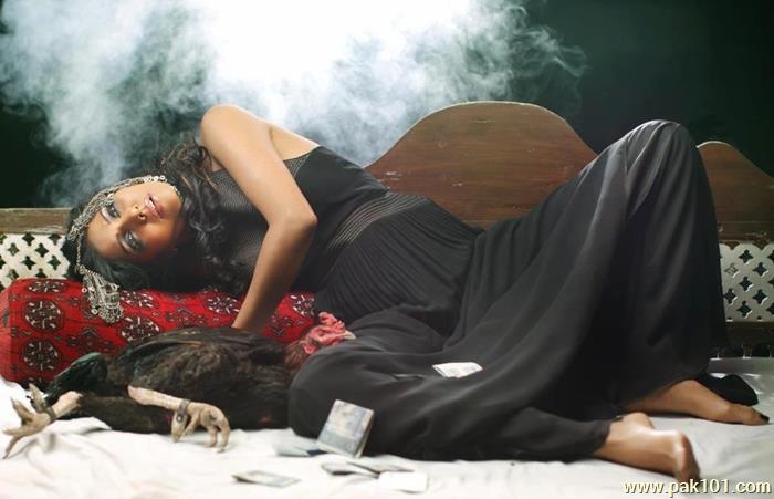 Saima Azhar -Pakistani Female Fashion Model Celebrity