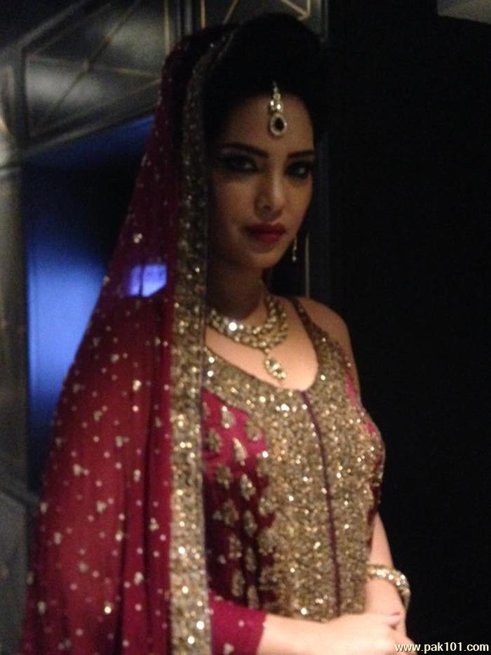 Saima Azhar -Pakistani Female Fashion Model Celebrity