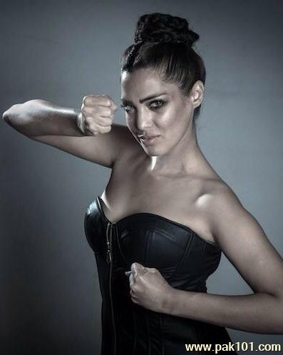 Saima Azhar -Pakistani Female Fashion Model Celebrity